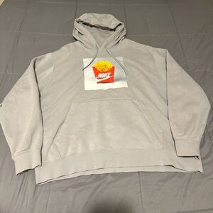 Nike Sportswear Club Sole Food Pullover